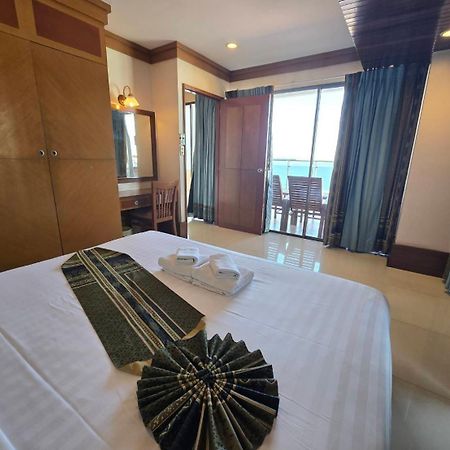 Mike Beach Resort Pattaya Exterior foto